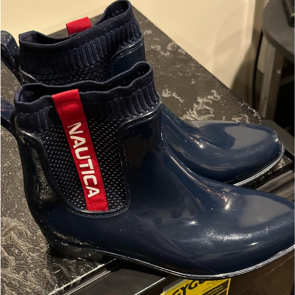 Nautica Blue Rain Boots size 9 women
